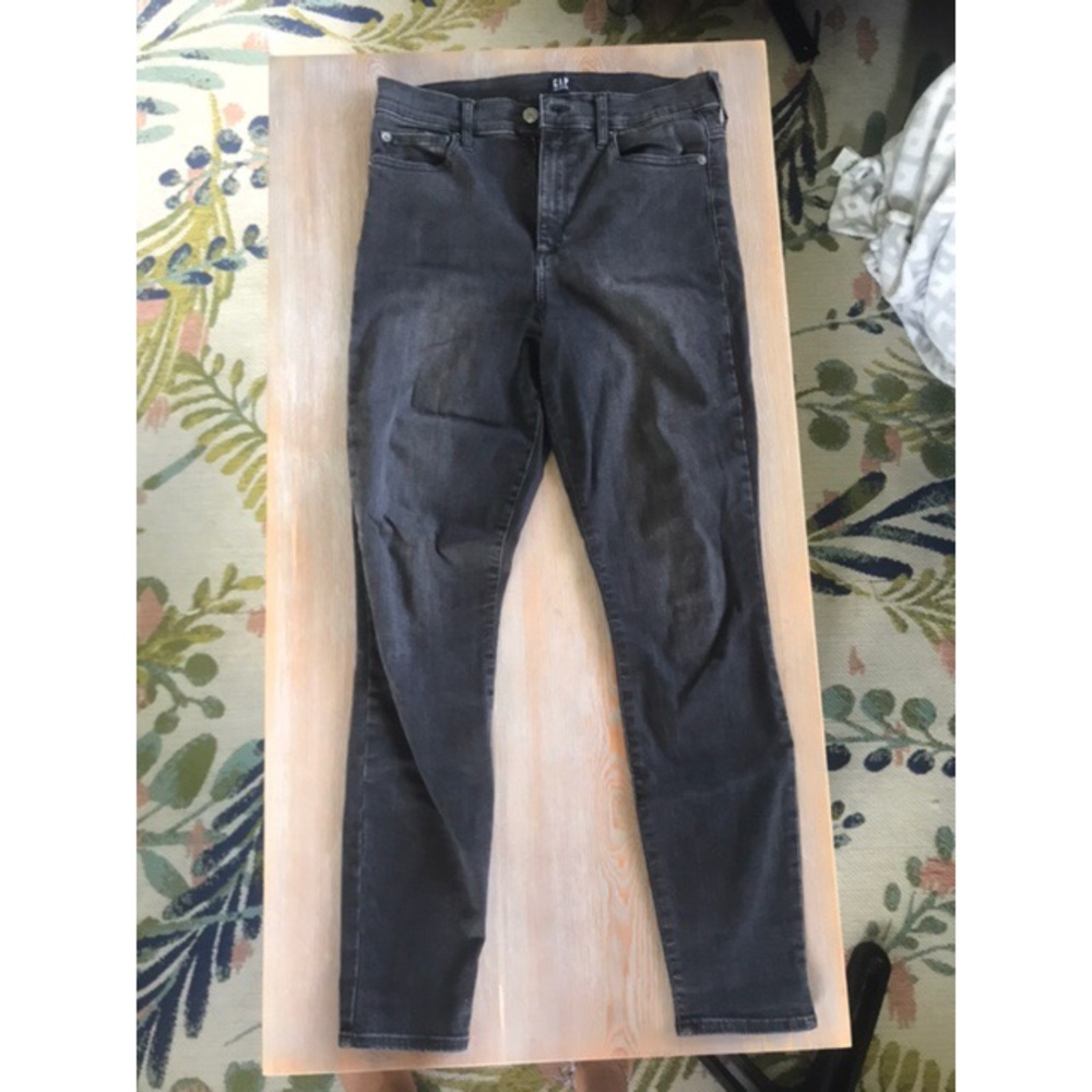 GAP black jean leggings